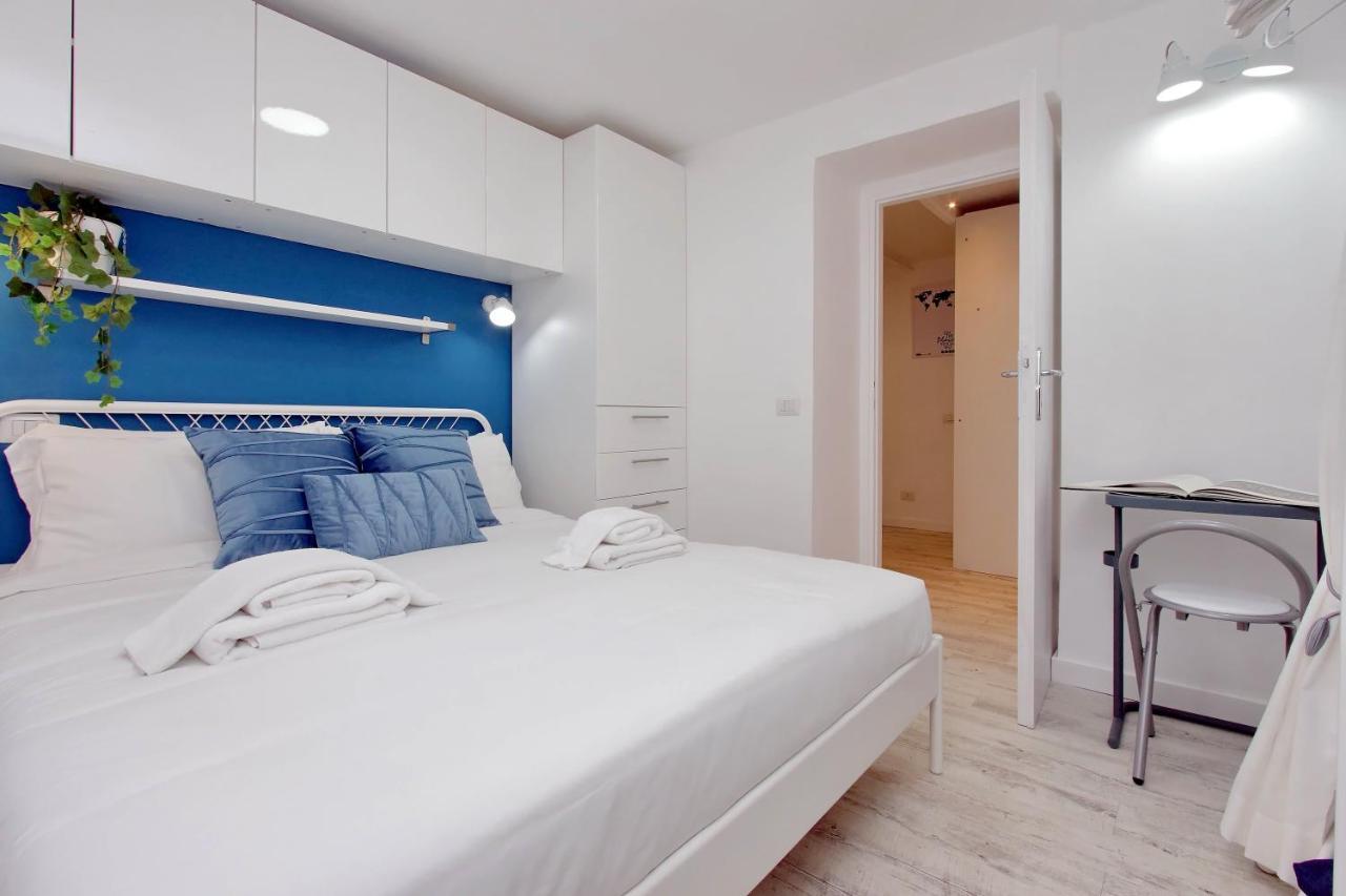 Ych-Confortevole Suite Al Colosseo Rome Bagian luar foto